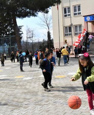 Midterm break for 20 mln students ends