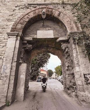 Tracing centuries of empire at Yedikule Gate