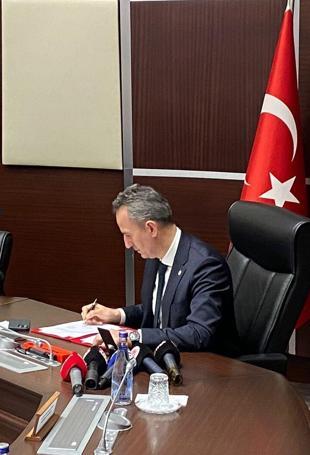 Major defense firms sign cooperation deal