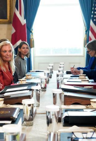 Biden, Starmer put off Ukraine missiles decision