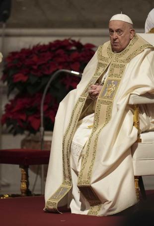 Pope Kicks Off Christmas Under Shadow Of War - World News