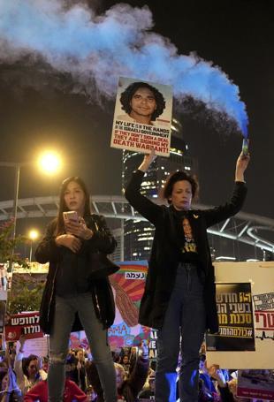 Israel, Hamas agree deal for Gaza truce, hostage release