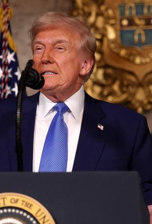 Trump bashes Zelensky, confident on Ukraine deal