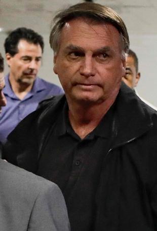 Brazil prosecutor charges Bolsonaro over failed coup bid