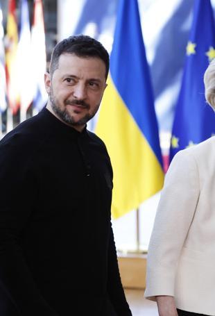 EU leaders back new defense spending plans to strengthen security