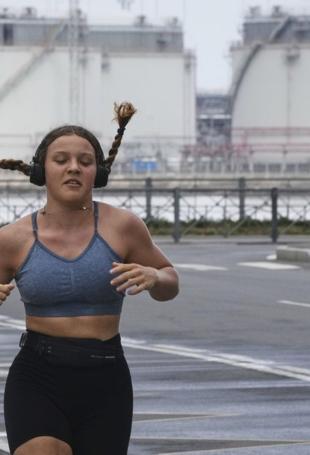 India indicates it will keep buying Russian oil