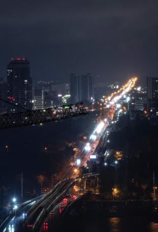 Russia attacks Ukraines power grid as peace process at dramatic moment