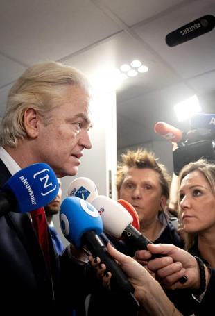 Dutch election a photo finish between far-right, centrists