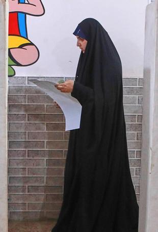 Iraqis vote in general election in rare moment of calm