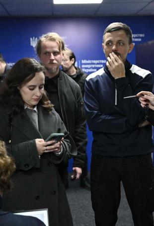 Ukraine ministers resign in outcry over major graft scandal