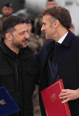 Macron, Zelensky sign accord for Ukraine to buy French fighter jets