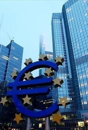 Eurozone inflation inches up to 2.2 pct in November