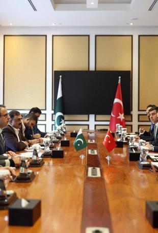 Türkiye, Pakistan ink deals for oil, gas exploration