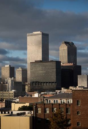 US halts immigration applications for 19 nations