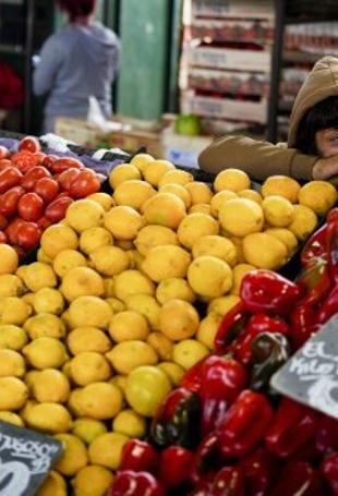 Argentina negotiates up to $7 billion loan with banks