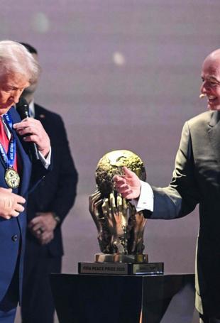 2026 World Cup draw is kind to favorites as Trump takes limelight