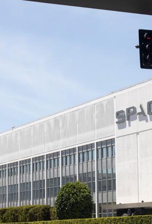 Elon Musk signals plan to launch IPO for SpaceX