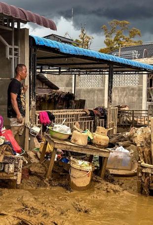 Indonesia floods extinction level for rare orangutans