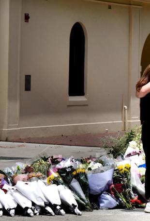 Father and son gunmen kill 15 at Jewish festival on Australias Bondi Beach