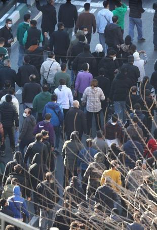 Trump says US will come to their rescue if Iran kills protesters