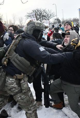 Protesters, US law enforcers clash
