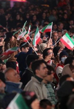 Fresh protests in Iran as internet blackout persists