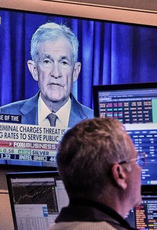Ex-Fed chiefs, lawmakers slam US probe into Jerome Powell
