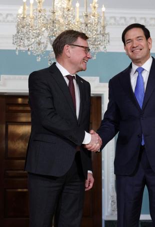 Germany plays down threat of US invading Greenland