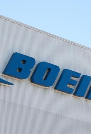 Boeing reclaims top spot in annual orders over Airbus