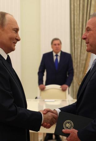 US envoy says Ukraine-Russia talks down to one issue