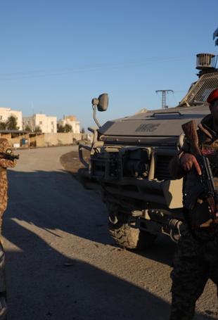 Syrian army moves SDF out of Raqqa prison under mediated deal