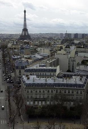 Almost half of French real estate agents enable racism: study