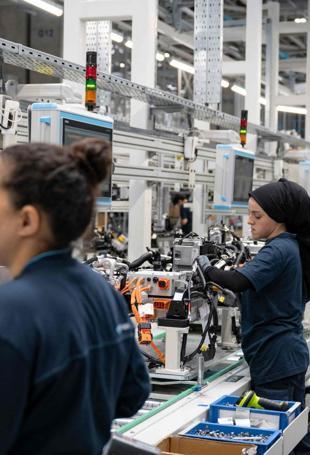 Unemployment down to historic low of 7.7 percent in December