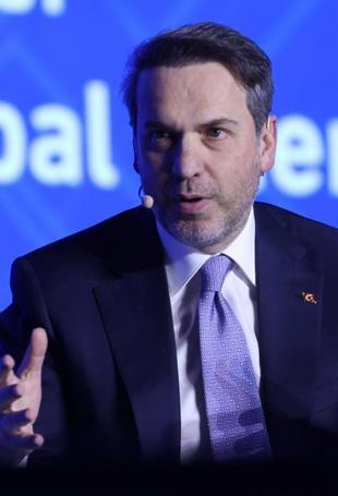 Türkiye eyes global partnerships in energy: Minister