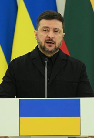 Ukraine war talks delayed to Wednesday, says Zelensky