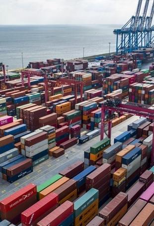 Türkiye’s trade deficit widens in January as export growth slows