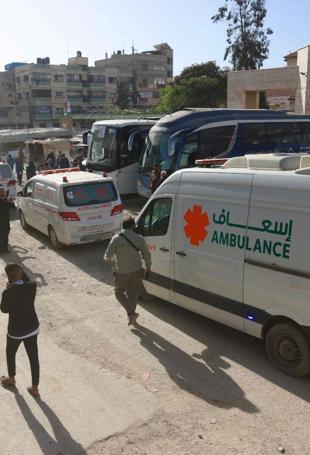 Dozen people entered Egypt from Gaza Rafah opening day: Source