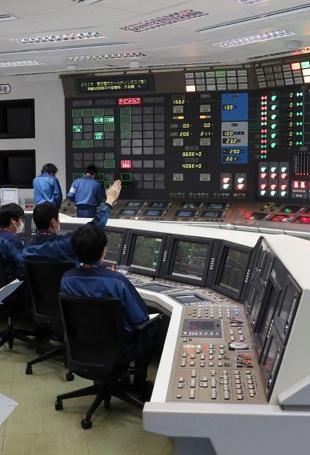 Japan to restart worlds biggest nuclear plant next week