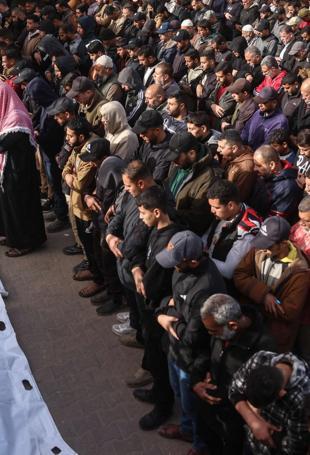 11 Palestinians killed in Israeli airstrikes on Gaza in ceasefire violation