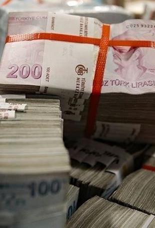 Budget records 215 billion Turkish Liras deficit in January