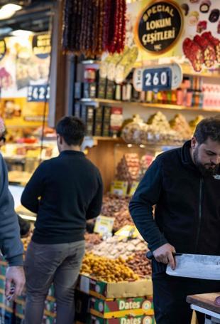 Trade sector employment reaches 3.5 million last year