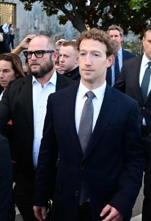 Zuckerberg grilled over underage users at social media trial