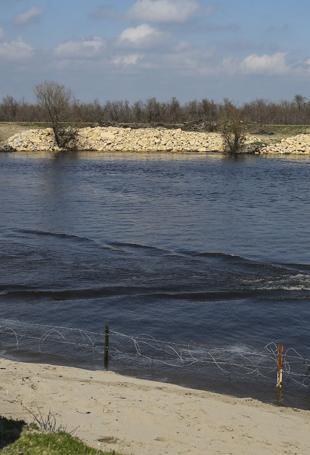 Greece to extend fence along entire Turkish border