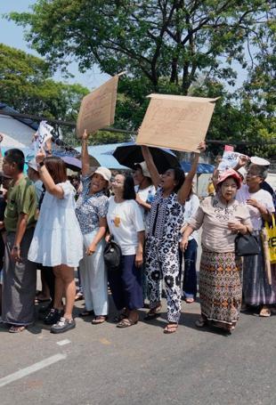 Myanmar grants amnesty to over 7,000
