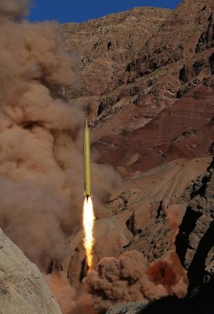 Israel, Iran launch fresh attacks as war spreads