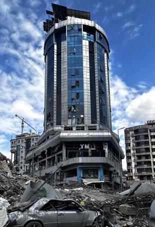 Iran says can fight for months as Israel strikes Beirut hotel