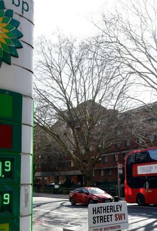 Iran targets Gulf energy installations as oil prices surge