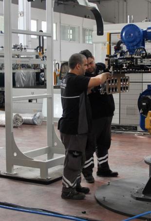 Industrial production declines 1.8 percent annually in January