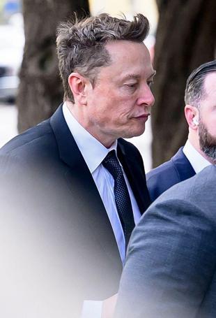 Musk on course to become worlds first trillionaire