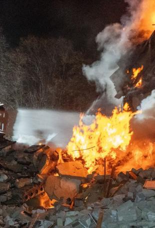 Ukraine’s Zelensky set to meet with French President Macron